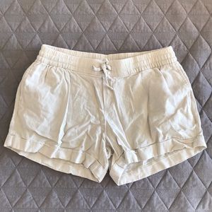 Old Navy Linen Blend Shorts